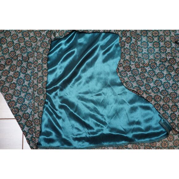 Pinkyotto Fit and Flare Chiffon Peasant Geometric Pattern Print Dress Green XS - Picture 8 of 11